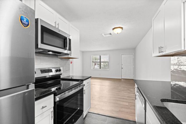 209 Cedar St Apt C1, Myrtle Beach, SC 29577