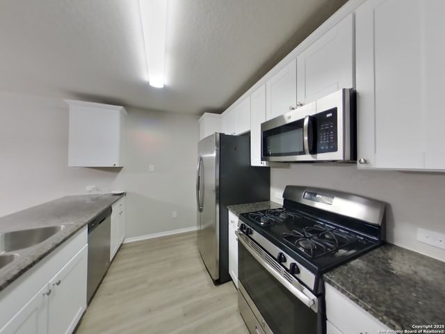 8902 Lamus Wheel, San Antonio, TX 78254