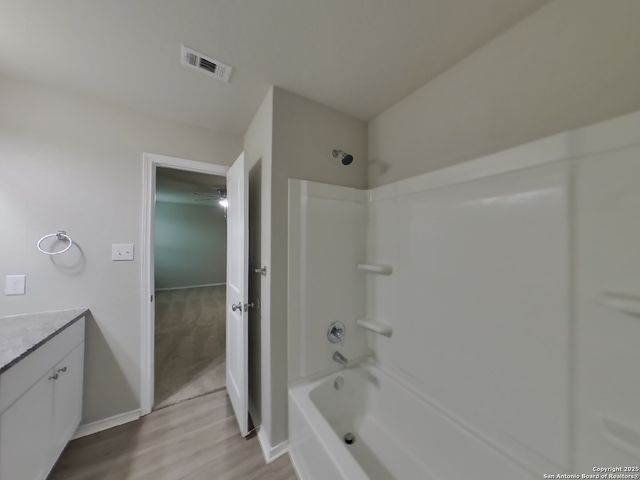 8902 Lamus Wheel, San Antonio, TX 78254