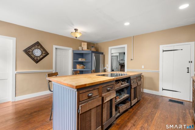 169 Whisconier Road, Brookfield, CT 06804