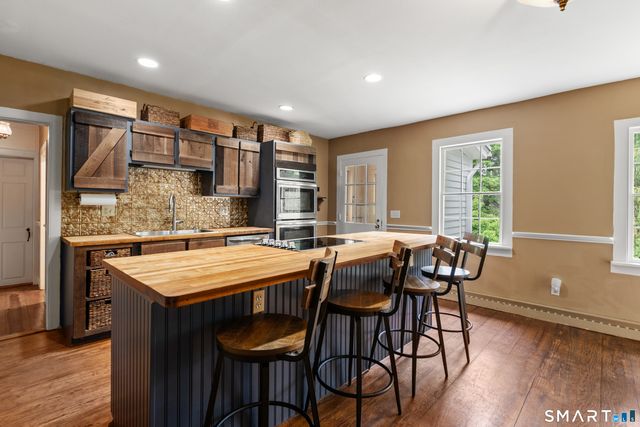 169 Whisconier Road, Brookfield, CT 06804