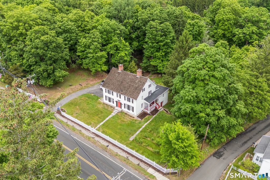 169 Whisconier Road, Brookfield, CT 06804
