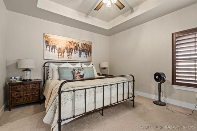 128 Royal Oaks Lane, Ardmore, OK 73401