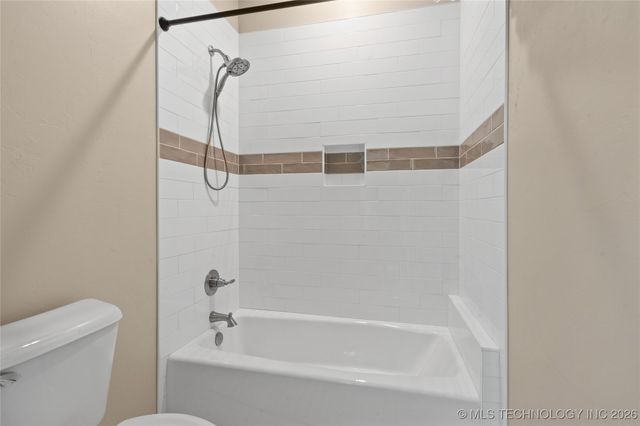 128 Royal Oaks Lane, Ardmore, OK 73401