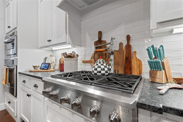 128 Royal Oaks Lane, Ardmore, OK 73401