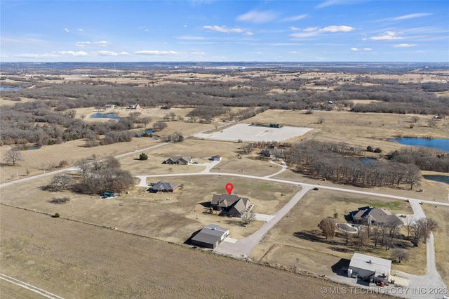 128 Royal Oaks Lane, Ardmore, OK 73401