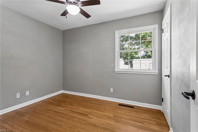 123 Olin DR, Newport News, VA 23602