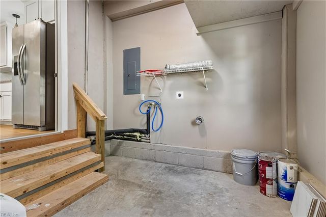 123 Olin DR, Newport News, VA 23602