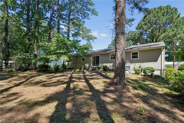 123 Olin DR, Newport News, VA 23602