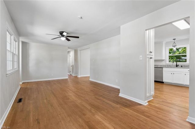 123 Olin DR, Newport News, VA 23602