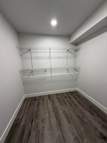 659 W Bridgewood Court, Springfield, MO 65803