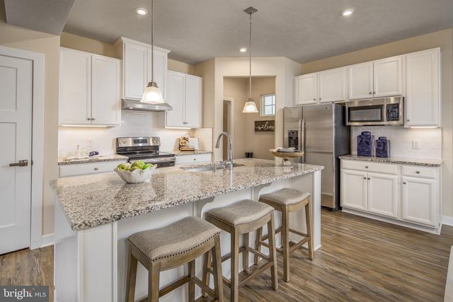 23 SILVER BIRCH ST, Coatesville, PA 19320