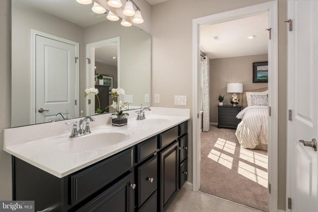 23 SILVER BIRCH ST, Coatesville, PA 19320