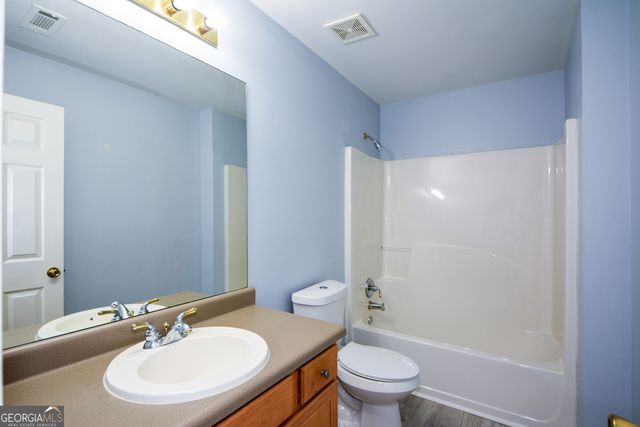 1942 Ashwood Grove Drive, Snellville, GA 30078