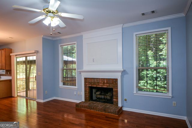 1942 Ashwood Grove Drive, Snellville, GA 30078