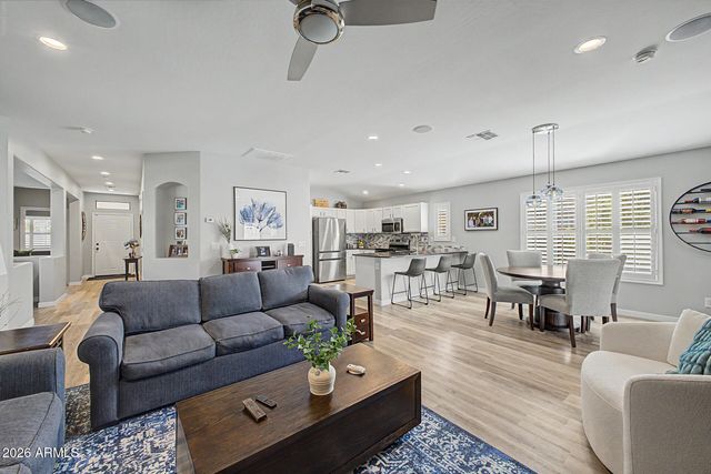 2836 E JJ RANCH Road, Phoenix, AZ 85024