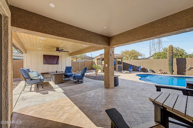 2836 E JJ RANCH Road, Phoenix, AZ 85024