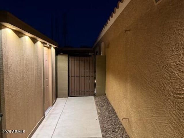 2836 E JJ RANCH Road, Phoenix, AZ 85024