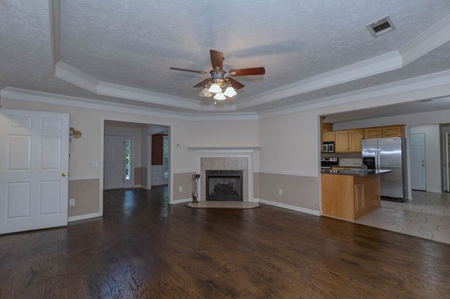 49 Calhoun Creek Road, Hamilton, GA 31811