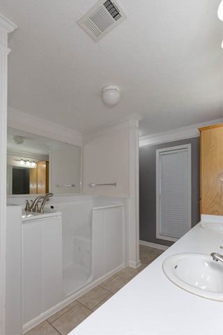 49 Calhoun Creek Road, Hamilton, GA 31811