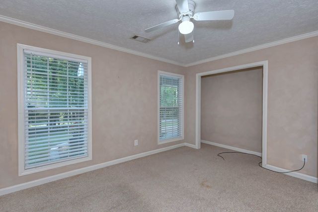 49 Calhoun Creek Road, Hamilton, GA 31811