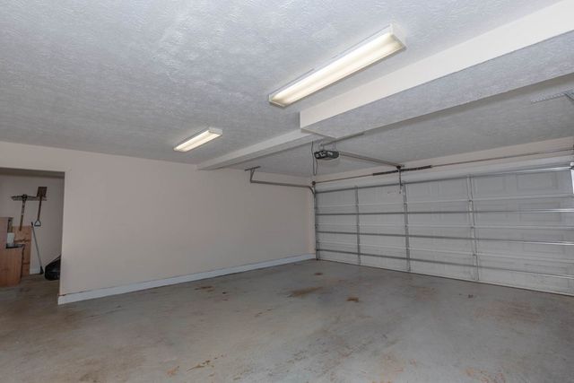 49 Calhoun Creek Road, Hamilton, GA 31811
