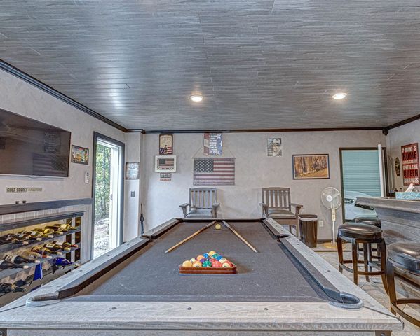 49 Calhoun Creek Road, Hamilton, GA 31811