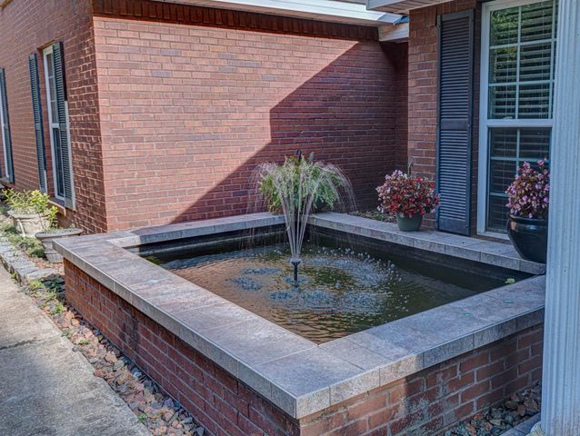 49 Calhoun Creek Road, Hamilton, GA 31811