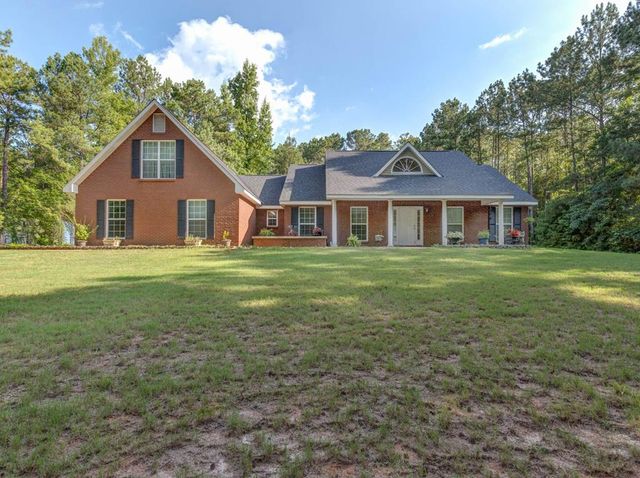 49 Calhoun Creek Road, Hamilton, GA 31811