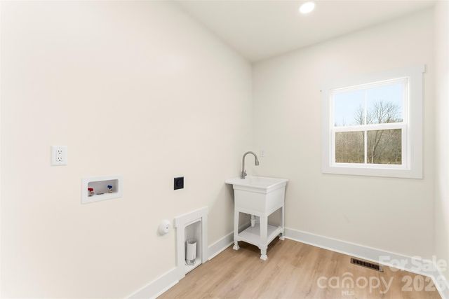 1131 White Jenkins Road, Bessemer City, NC 28016