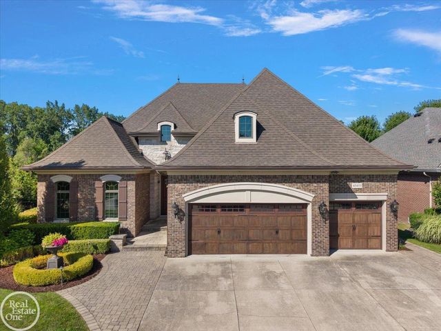 45455 Shoal Drive, Macomb Twp, MI 48044