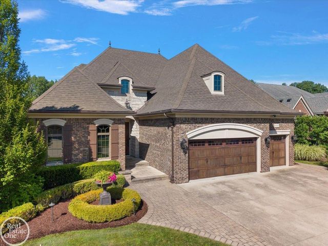 45455 Shoal Drive, Macomb Twp, MI 48044
