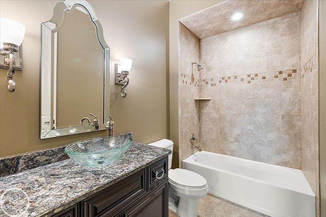 45455 Shoal Drive, Macomb Twp, MI 48044