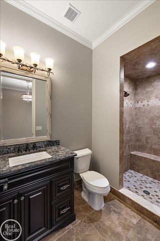 45455 Shoal Drive, Macomb Twp, MI 48044