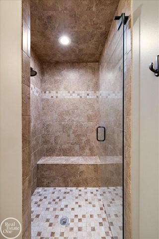 45455 Shoal Drive, Macomb Twp, MI 48044