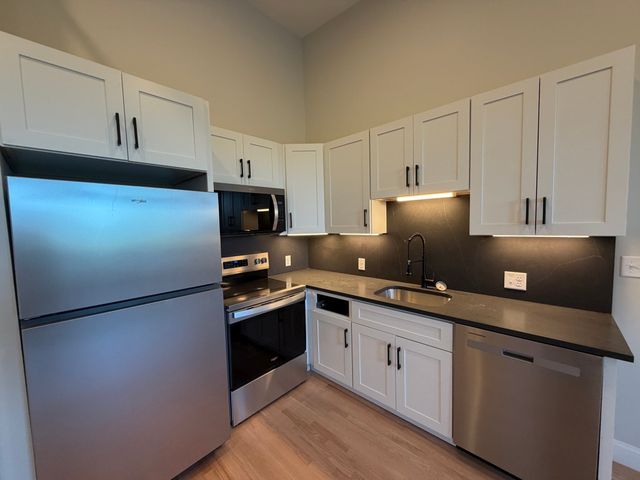 38-42 Washington 303, Haverhill, MA 01832