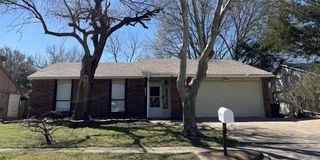 6904 Glenwood Drive, North Richland Hills, TX 76182