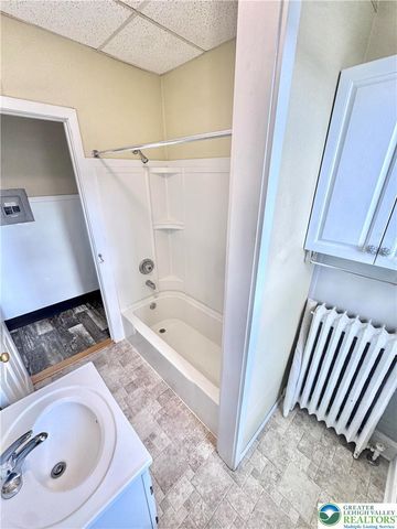 449 Chestnut Street 2, Emmaus Boro, PA 18049