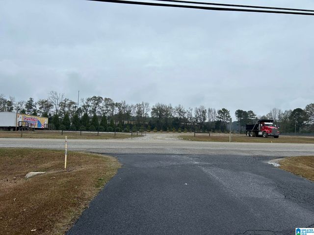 400 W COLLEGE STREET, Columbiana, AL 35051