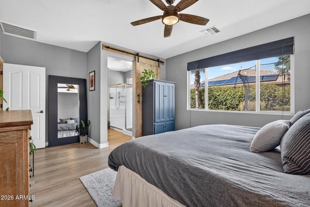 2042 E FLINTLOCK Drive, Gilbert, AZ 85298