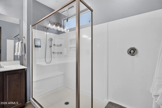 2042 E FLINTLOCK Drive, Gilbert, AZ 85298