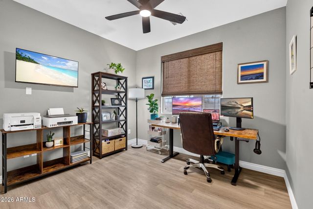 2042 E FLINTLOCK Drive, Gilbert, AZ 85298