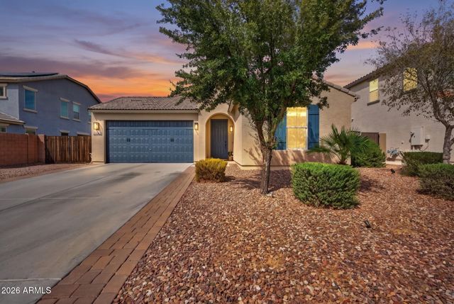 2042 E FLINTLOCK Drive, Gilbert, AZ 85298