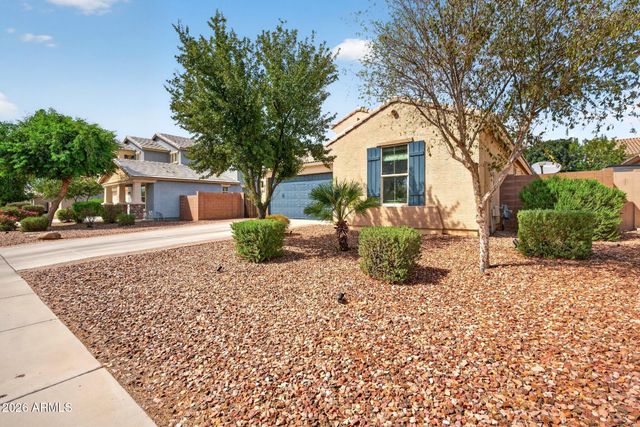 2042 E FLINTLOCK Drive, Gilbert, AZ 85298