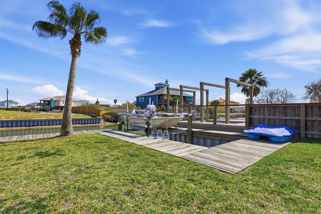 129 Copano Cove, Rockport, TX 78382