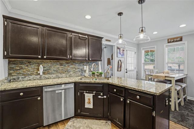 8015 Estee Drive, Cumming, GA 30028