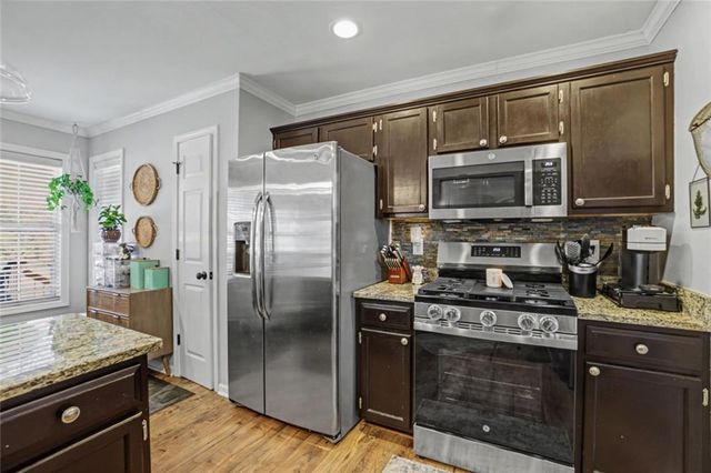 8015 Estee Drive, Cumming, GA 30028