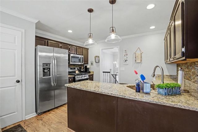 8015 Estee Drive, Cumming, GA 30028