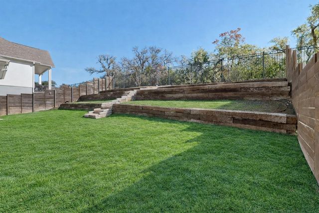 7705 Alouette DR, Austin, TX 78738