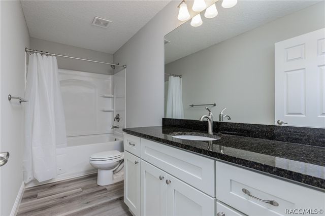 2546 W Pine Ridge Boulevard, Beverly Hills, FL 34465